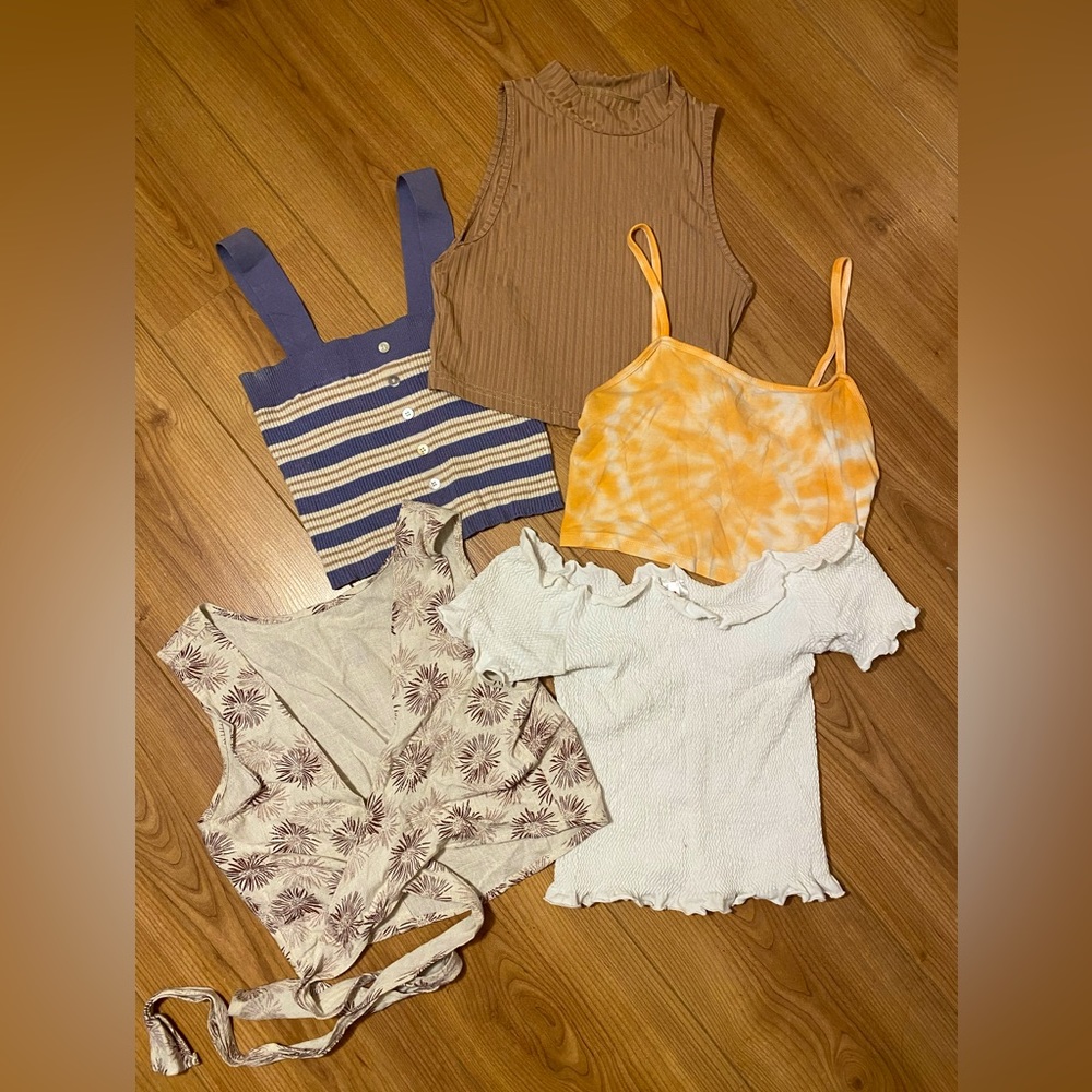Lot of 5 Cute Tops — Size S